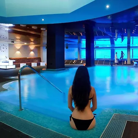 Hotel Ar Diamante & 4 Sup