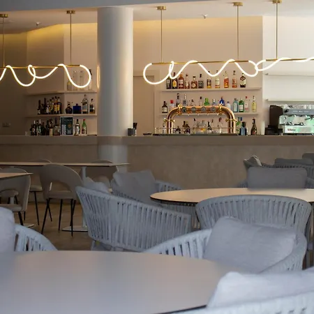 Ar Diamante & 4 Sup Calpe